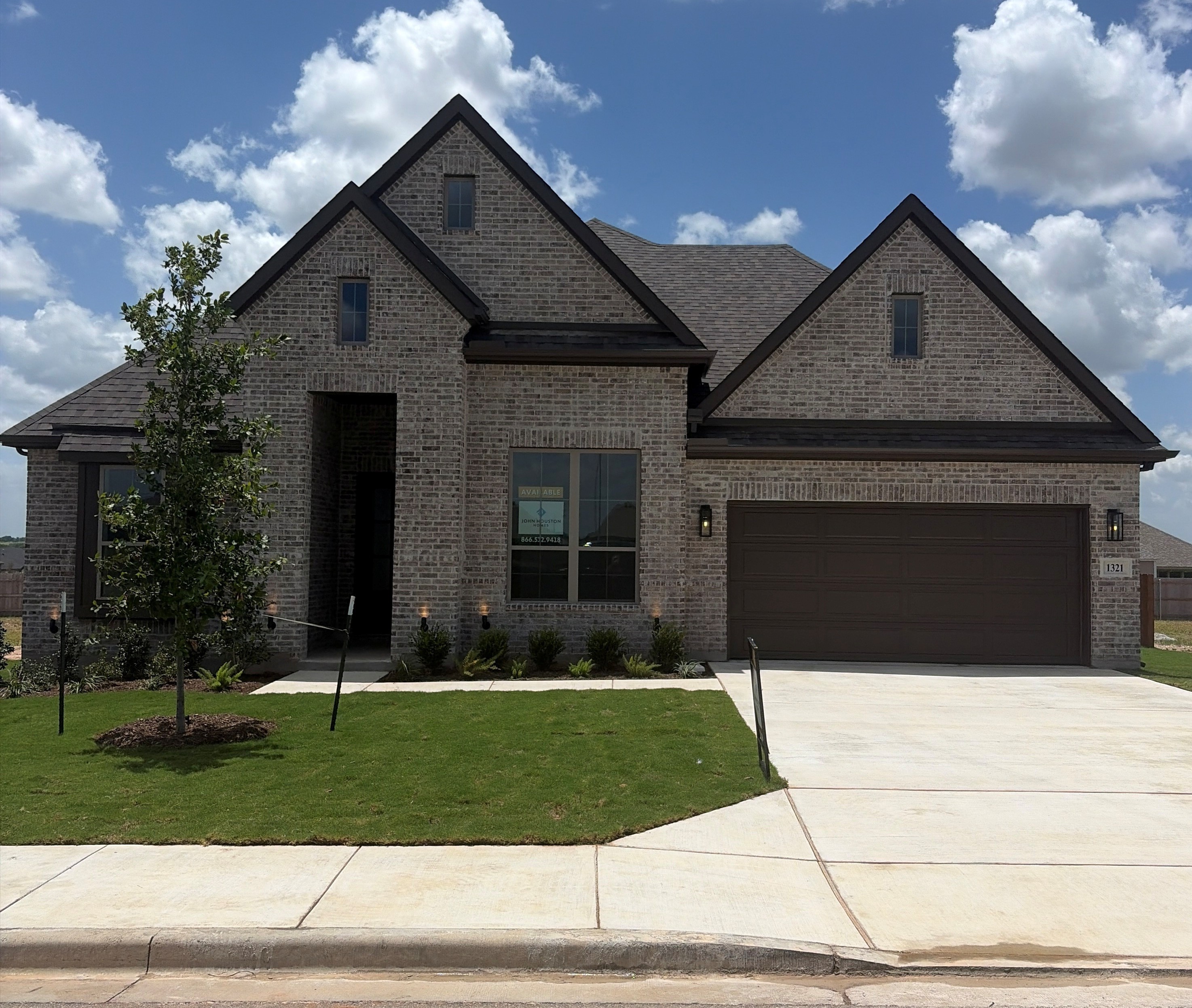 1321 Speck Lane, Hewitt, TX 76643